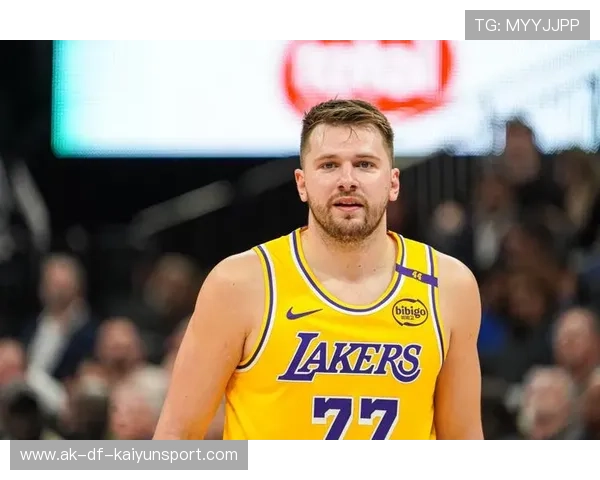 东契奇后撤步三分再度压哨命中:一场关于信任与坚持的软文 东契奇后撤步三分再度压哨命中:一场关于信任与坚持的软文